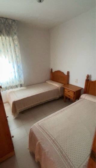 Conjunto de muebles de madera