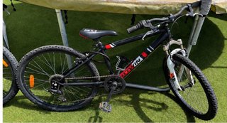 Bicicleta BTWIN Negra