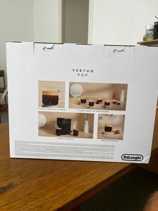 Cafetera Nespresso Delonghi Virtuo Pop Negra