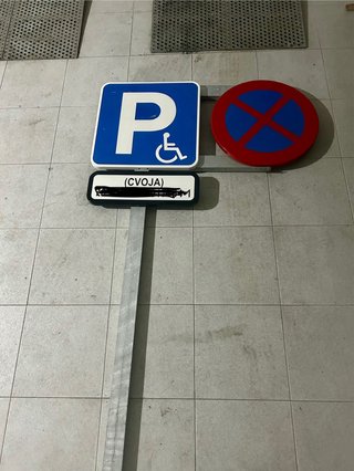 Señal Parking Discapacitados + Prohibido Parar