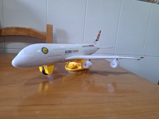 Avión Juguete A380 sin batería