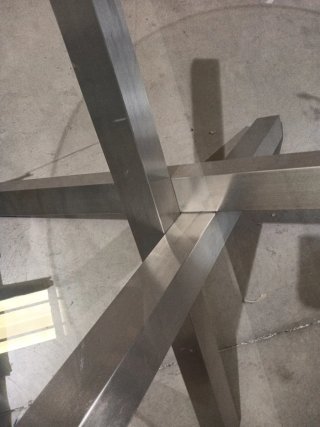 Mesa redonda cristal y metal