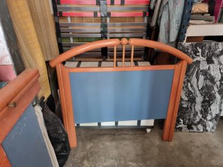 Cabecero y piecero cama 90cm, madera de cerezo.