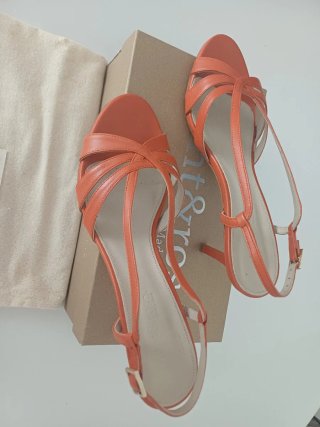 Mint & Rose Sandalias en piel color naranja