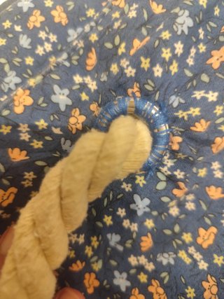 Bolso de playa floral con asas de cuerda