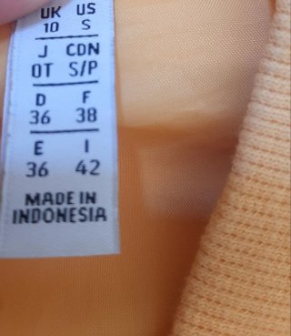 Chaqueta Adidas SST Talla S Amarillo Vainilla