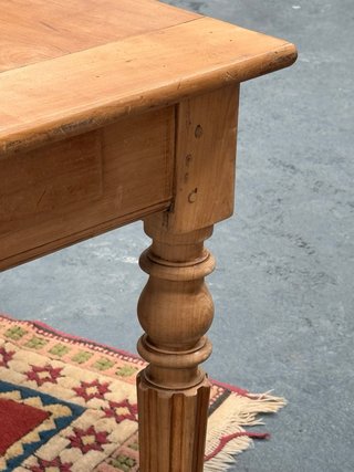 MESA ANTIGUA DE COCINA FRANCESA