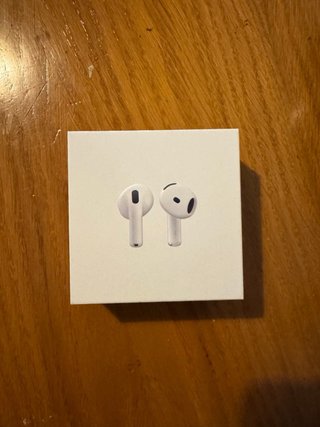 AirPods 4