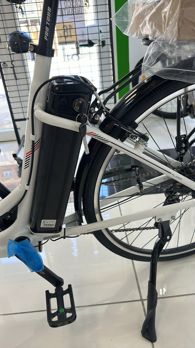 Bicicleta Eléctrica RC820 Pro Tour 700C