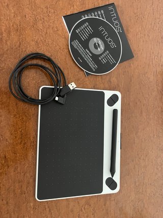 Tableta Gráfica Wacom Negra y Blanca