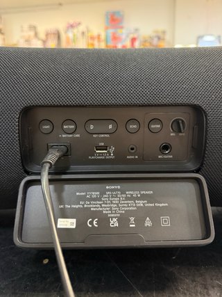 Altavoz Sony ULT FIELD 7 Negro. Ojo la bateria no