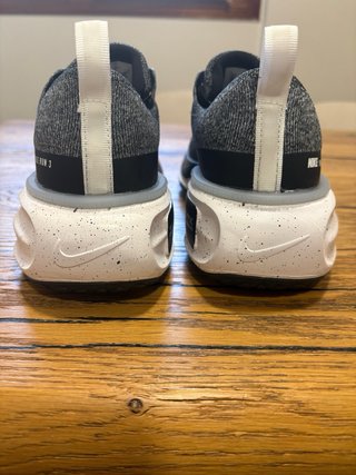 Nike Invincible Run FK 3 Negro/Gris
