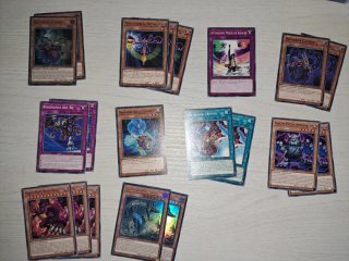 Yu-Gi-Oh! Il Re Cremisi Structure Deck