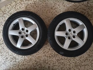 Llantas 16 Peugeot con cubiertas 205/55/16