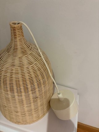 Lámpara de techo de mimbre
