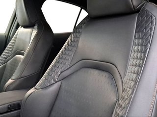 Lexus UX 2.0 250h Style