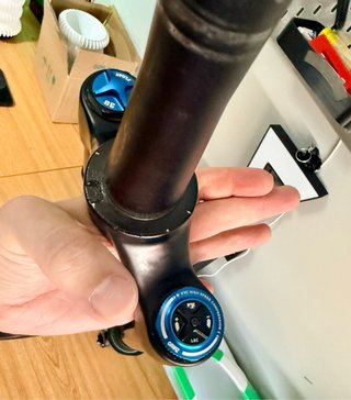 Fox 38 Performance Elite 29 170mm Grip2