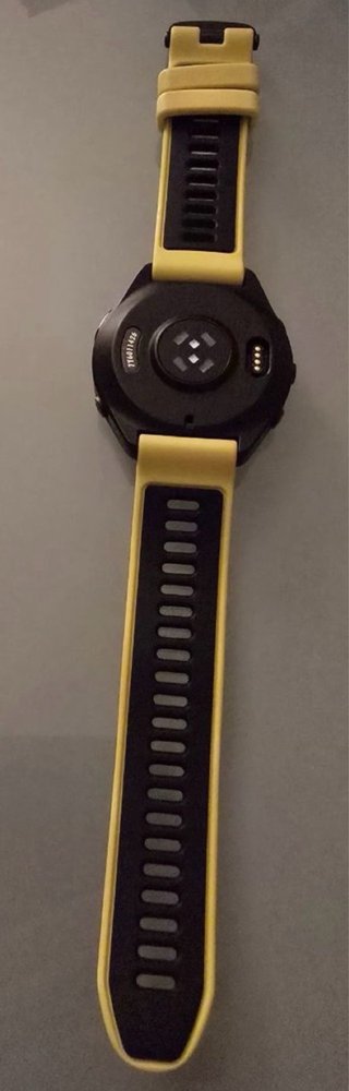 Garmin Forerunner 965 AMOLED Negro/Amarillo