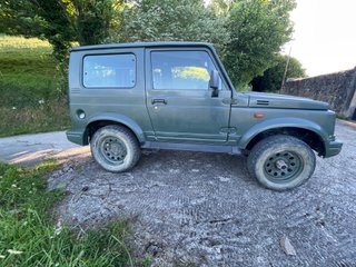 Suzuki Samurai 2002