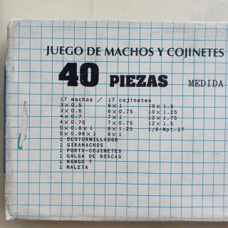 Juego de machos y cojinetes 40 piezas