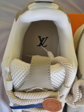 Scarpe Louis Vuitton Beige/Bianche