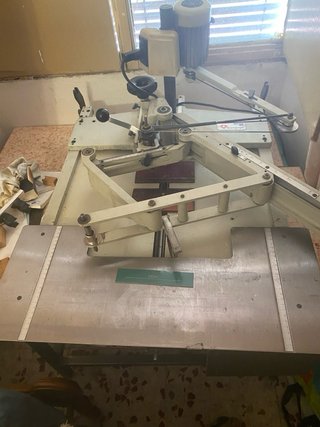 Máquina de grabado con accesorios