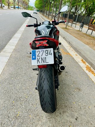 Kawasaki Z900 A2 Negra/Roja