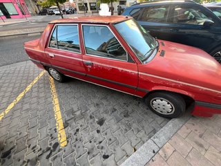 Renault 9