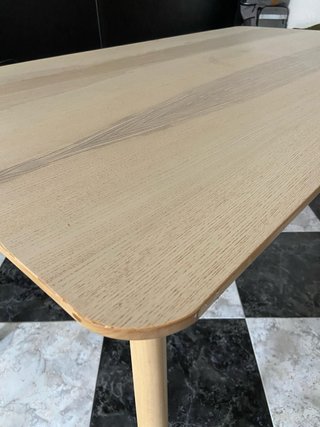 Mesa de comedor de madera Capacided de 6 personas