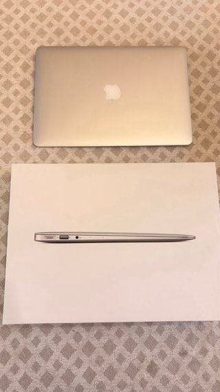 MacBook Air 13” (2017)