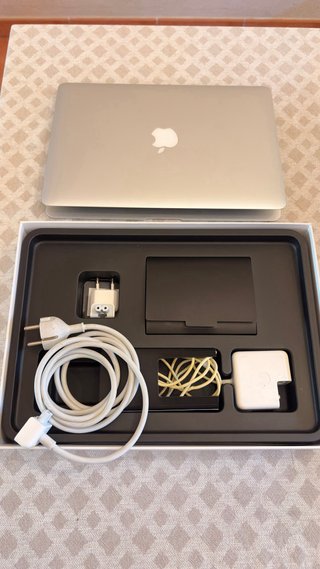 MacBook Air 13” (2017)