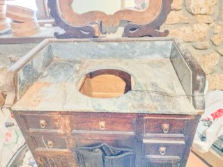 Mueble baño antiguo madera espejo mármol