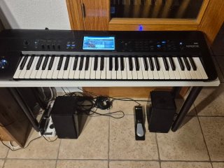 Workstation Sintetizador KORG Krome
