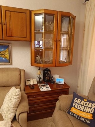 Conjunto de salón madera.