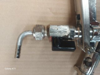 Pinchador para barril de cerveza tipo S