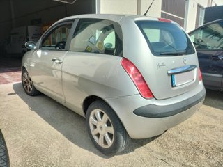 Lancia Ypsilon 2004