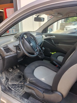 Lancia Ypsilon 2004