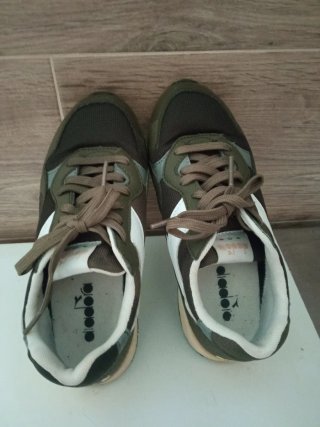 Scarpe donna Diadora verde militare e bianche