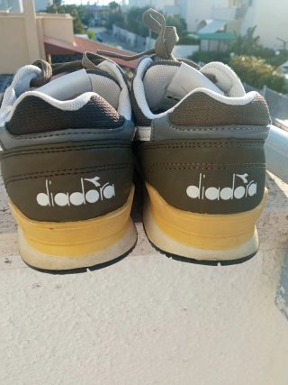 Scarpe donna Diadora verde militare e bianche
