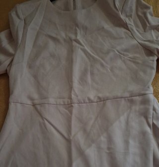Vestito donna elegante beige con piume