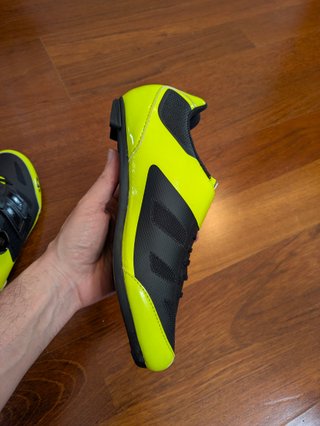 NUEVAS Zapatillas GIRO SENTRIE TECHLACE talla 40.5