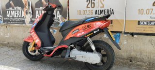 Yamaha Jog RR Única - Edición Especial