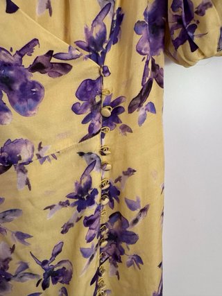 Vestido fiesta Uterqüe floral amarillo y morado