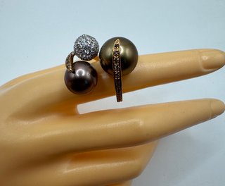 Anillo Oro Rosa 18kt Perlas Tahití Diamantes