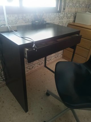 Escritorio y silla