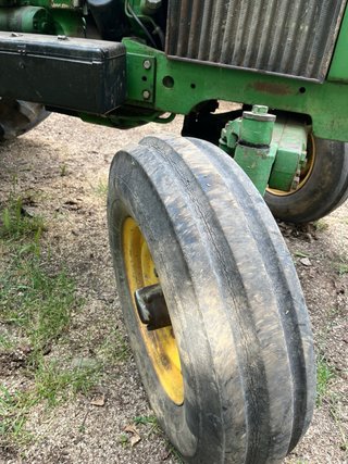 Tractor John Deere 2035