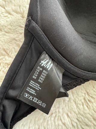 Bikini negro con encaje H&M