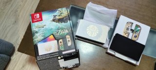 Nintendo Switch OLED Edizione Zelda