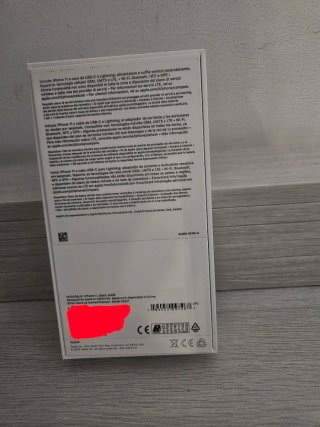 iPhone 11 Negro + 2 Carcasas