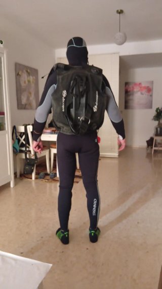 Equipo de buceo casi completo